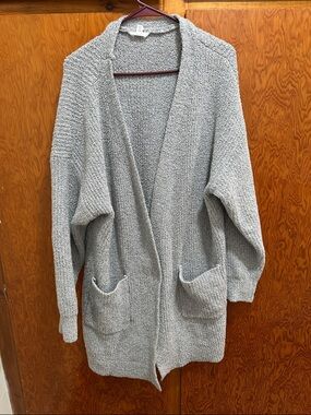Time and Tru Light Gray Open-Front Cozy Cardigan with Pockets